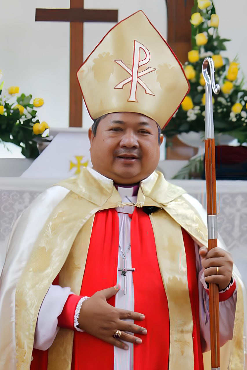 Bishop David Nyi Nyi Naing